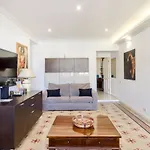 Appartamento A 1br Stylish, Fully Equipped In The Capital By 360 Estates *