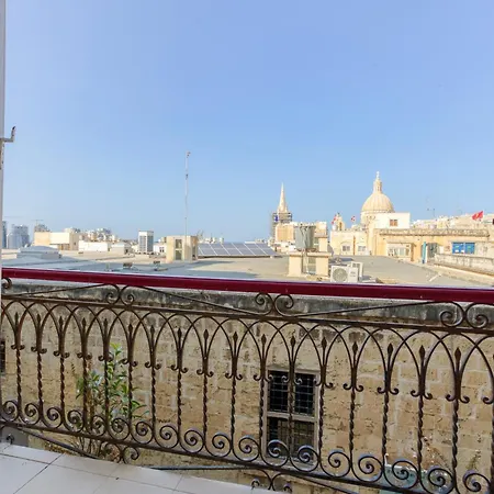 A 1br Stylish, Fully Equipped In The Capital By 360 Estates Valletta
